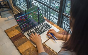 Investments in Aktien und Fonds weiterhin sehr beliebt