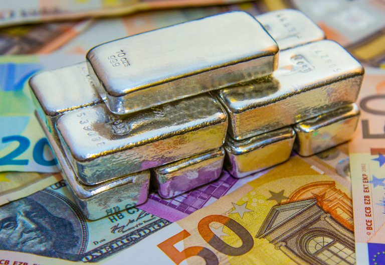 Geld in Silber anlegen – eine zukunftsorientierte Entscheidung